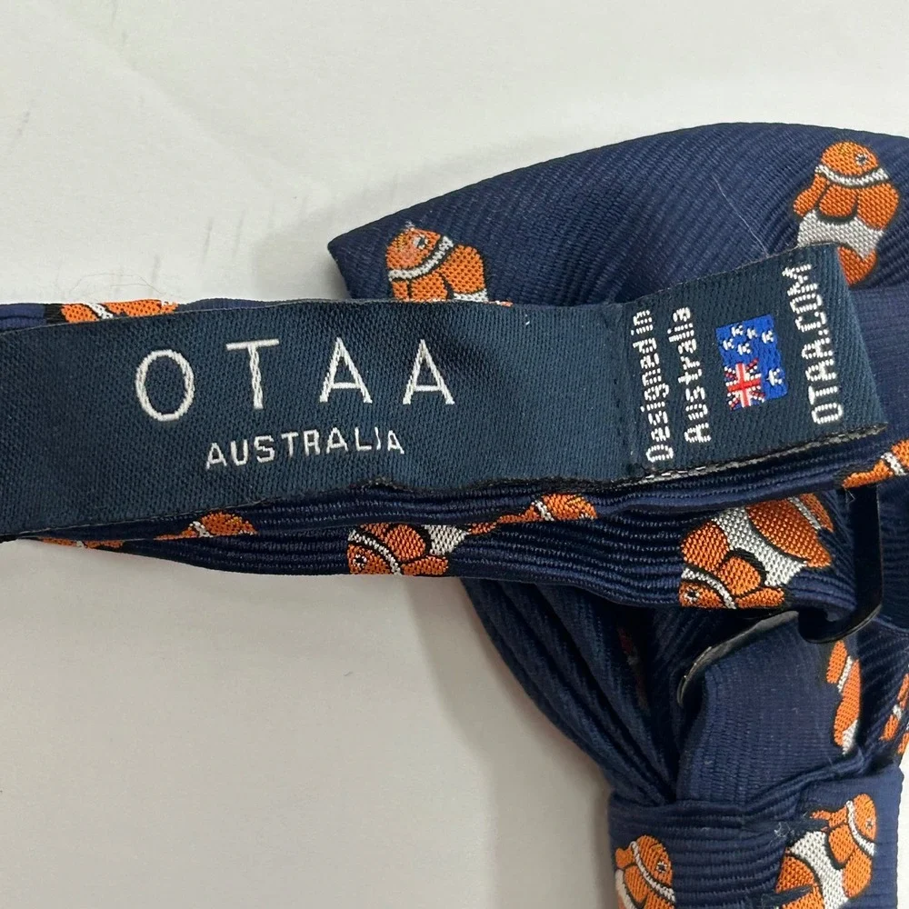 OTAA Australia Mens Clownfish Bow Tie Blue Orange‎ Fish Novelty Preppy Wedding